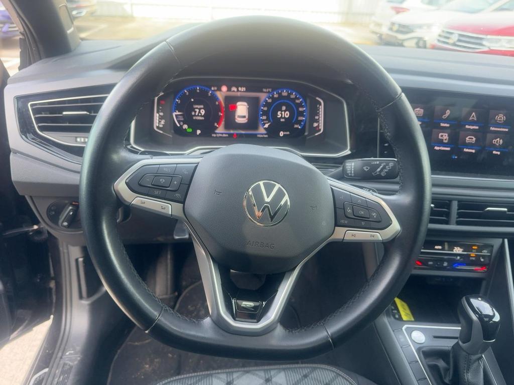Volkswagen Polo 2024 г. Чёрный, пробег 19270 км