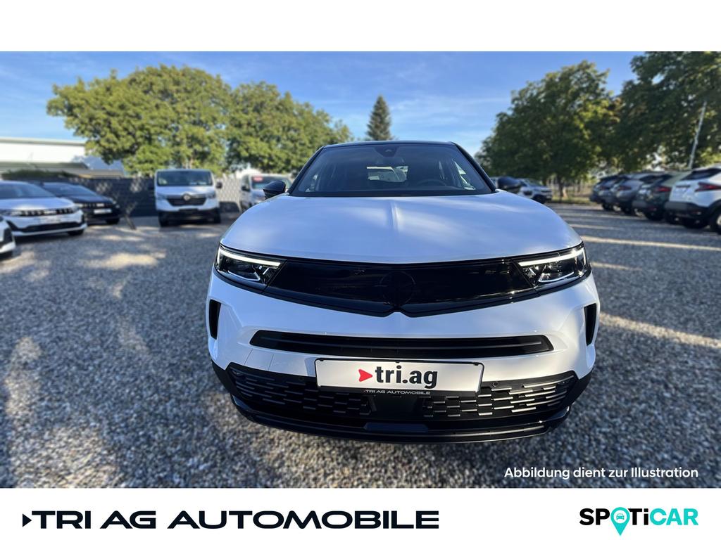 Opel Mokka 2024 г. Белый, пробег 49350 км