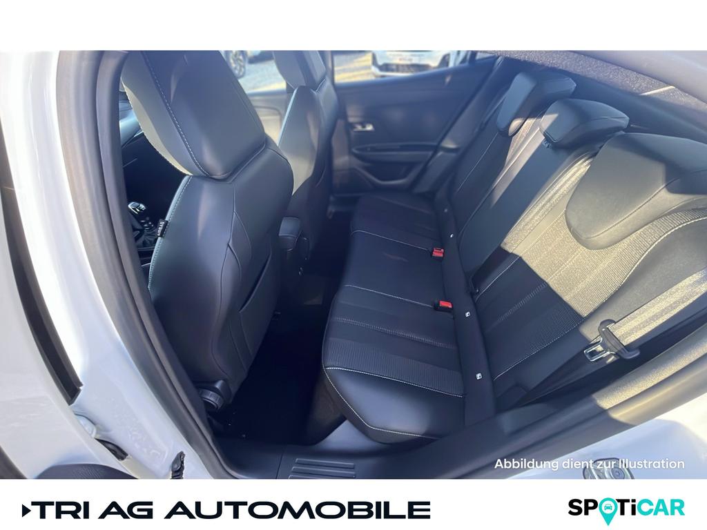 Opel Mokka 2024 г. Белый, пробег 49350 км