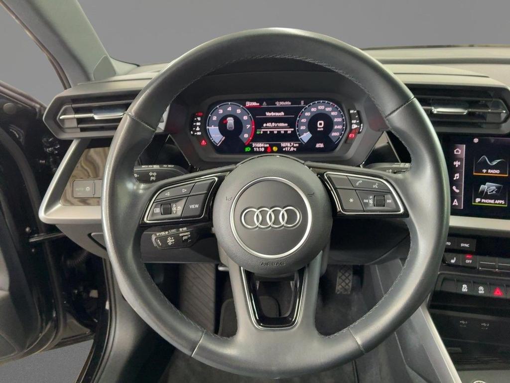 Audi A3 2023 г. Чёрный, пробег 31676 км