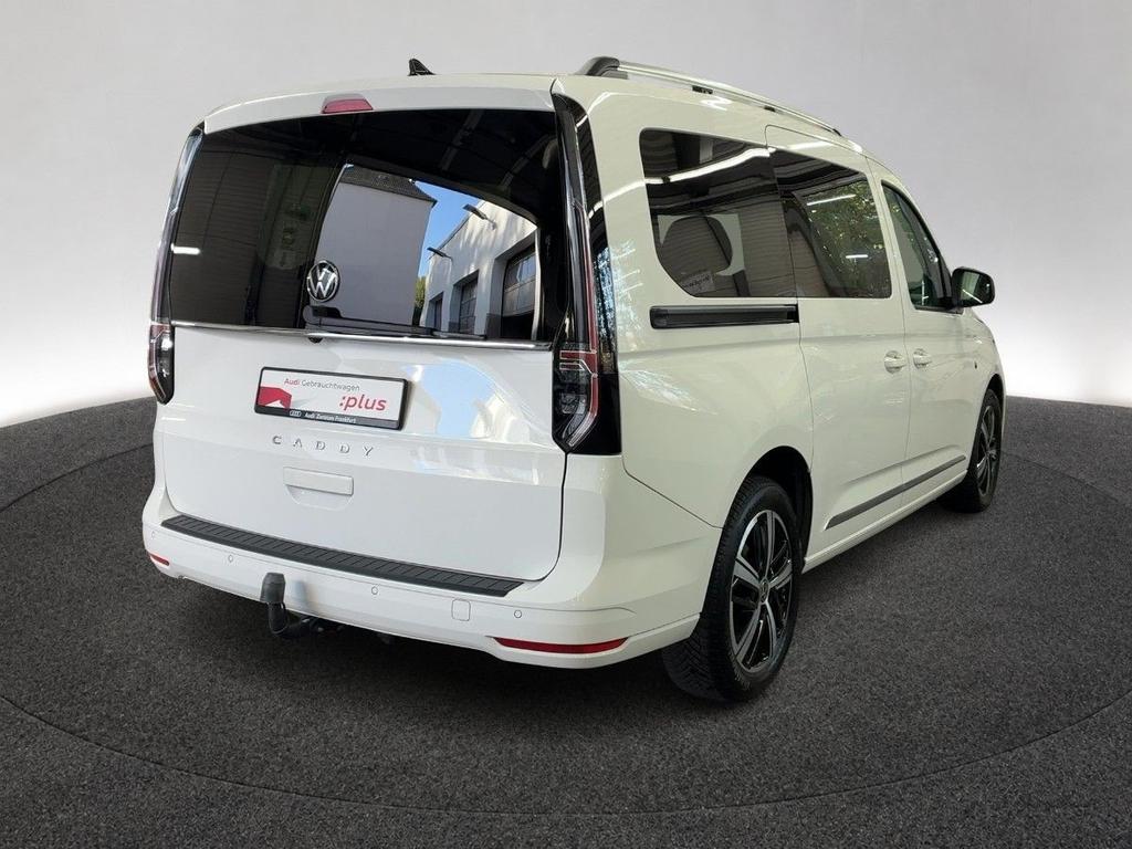 Volkswagen CADDY MAXI 2022 г. Белый, пробег 36742 км