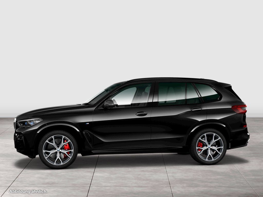 BMW X5 2022 г. Чёрный, пробег 41326 км
