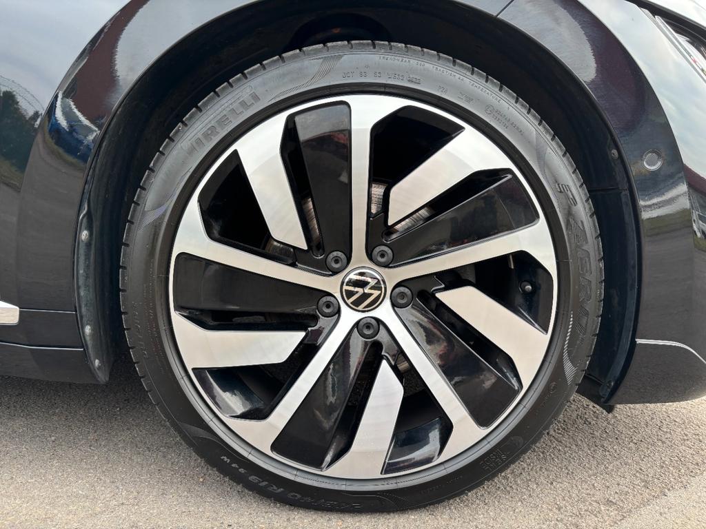 Volkswagen Arteon 2023 г. Чёрный, пробег 56709 км