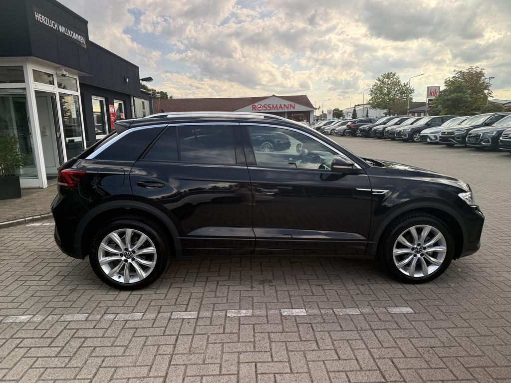Volkswagen T-Roc 2025 г. Чёрный, пробег 15030 км