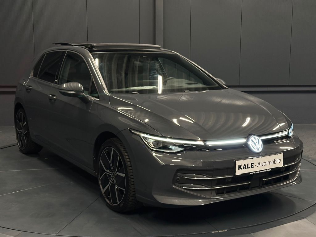 Volkswagen Golf 2024 г. Серый, пробег 16000 км