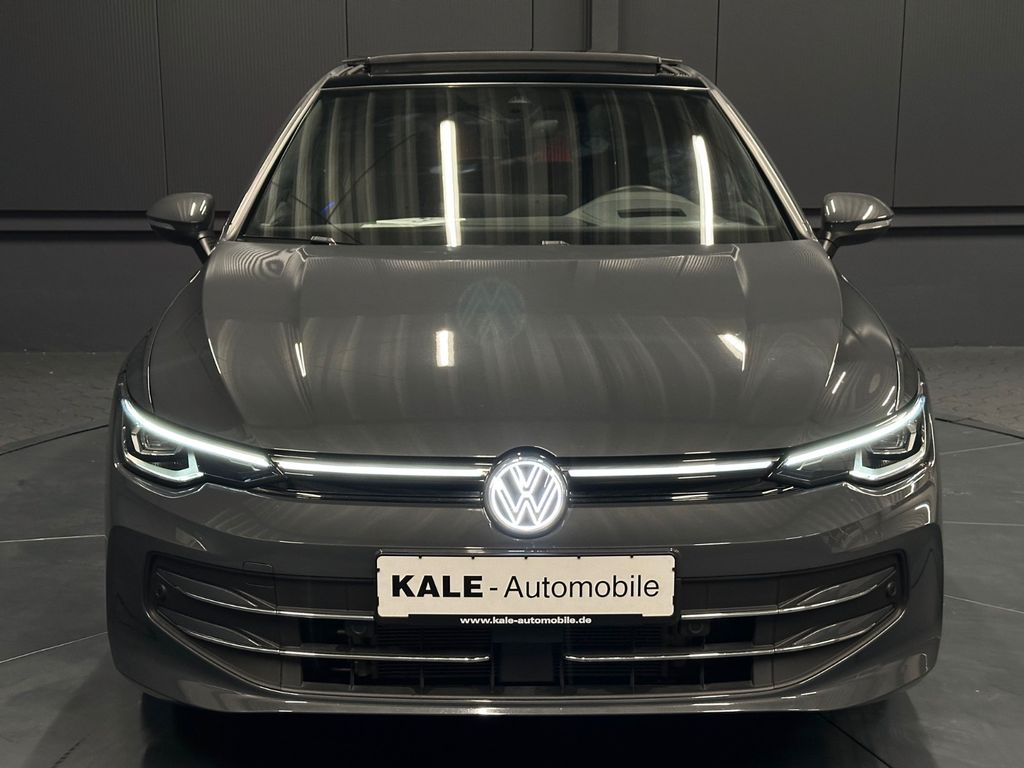 Volkswagen Golf 2024 г. Серый, пробег 16000 км