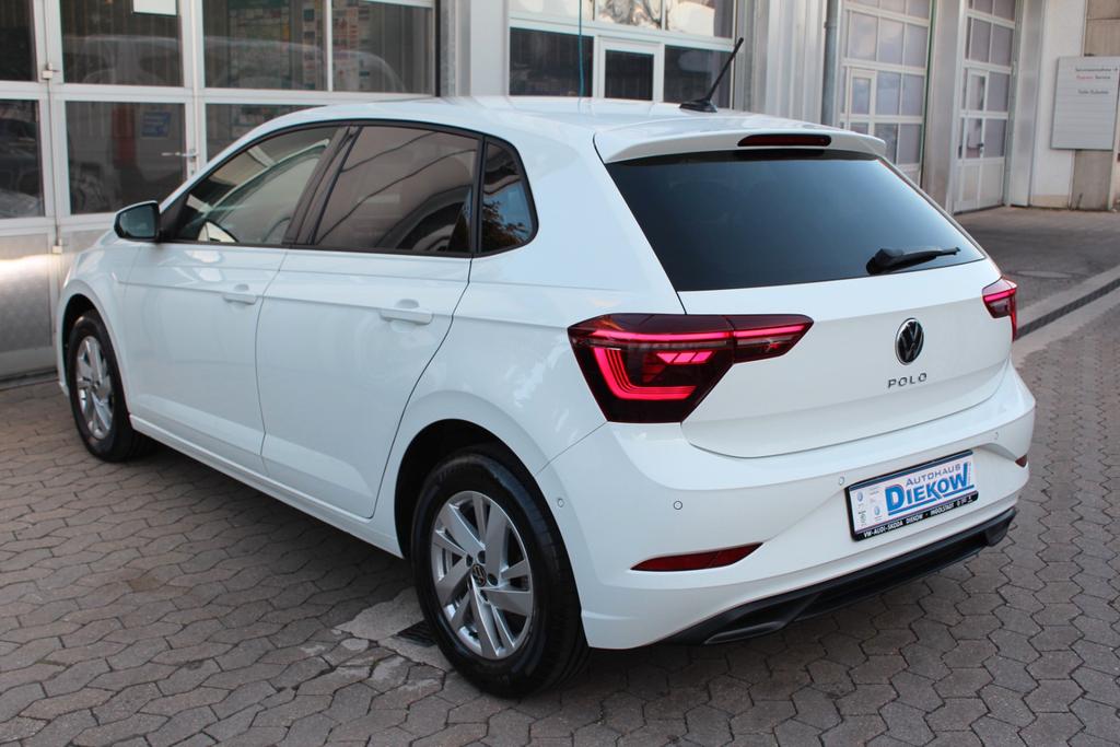 Volkswagen Polo 2022 г. Белый, пробег 53000 км