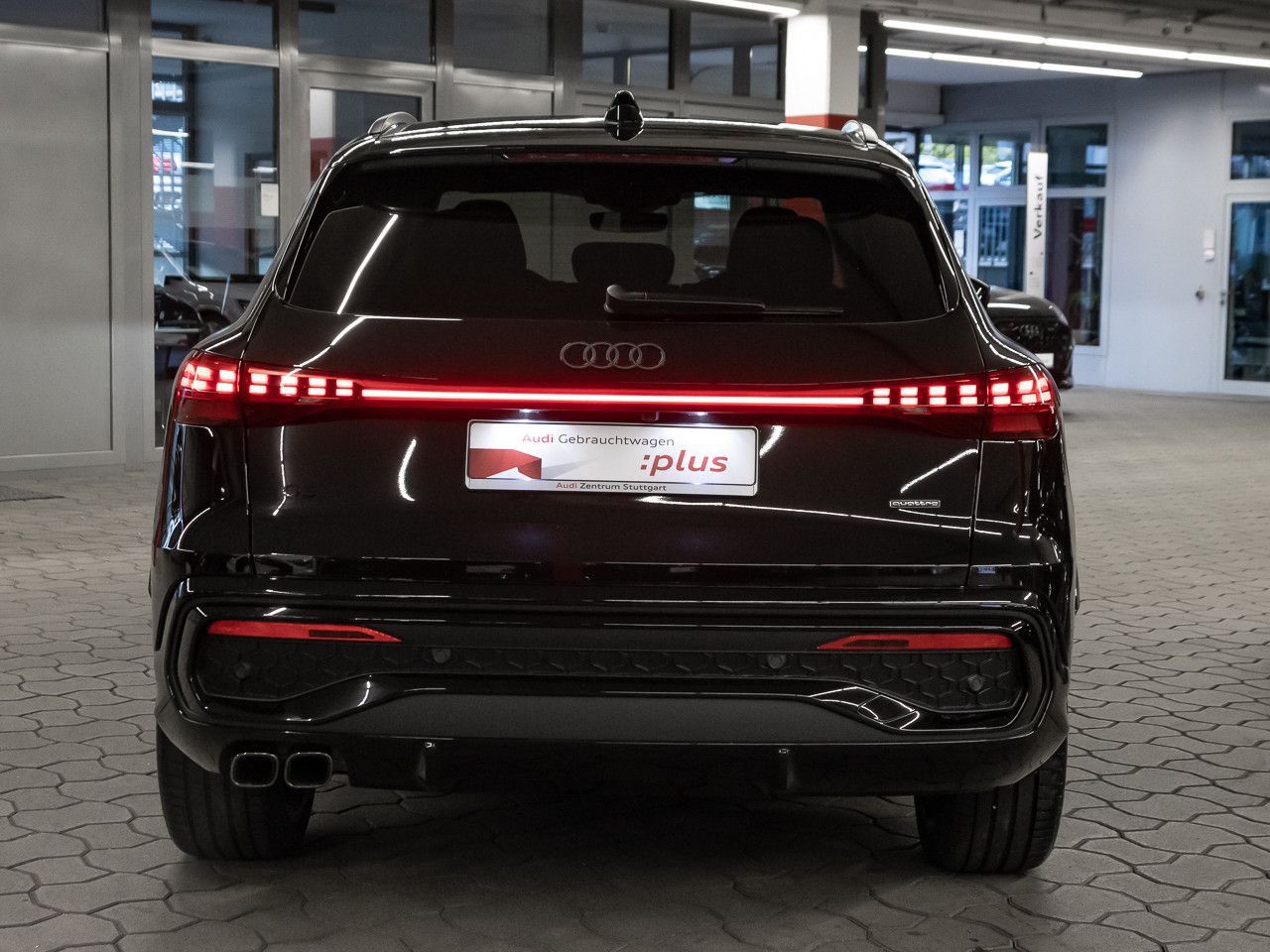 Audi Q5 2026 г. Чёрный, пробег 6567 км