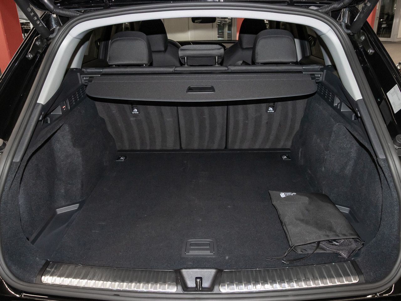 Audi Q5 2026 г. Чёрный, пробег 6567 км
