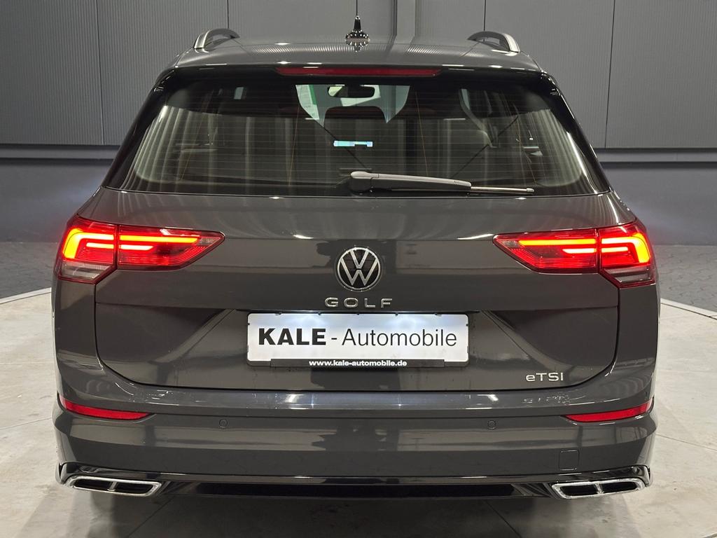 Volkswagen Golf 2023 г. Серый, пробег 26000 км