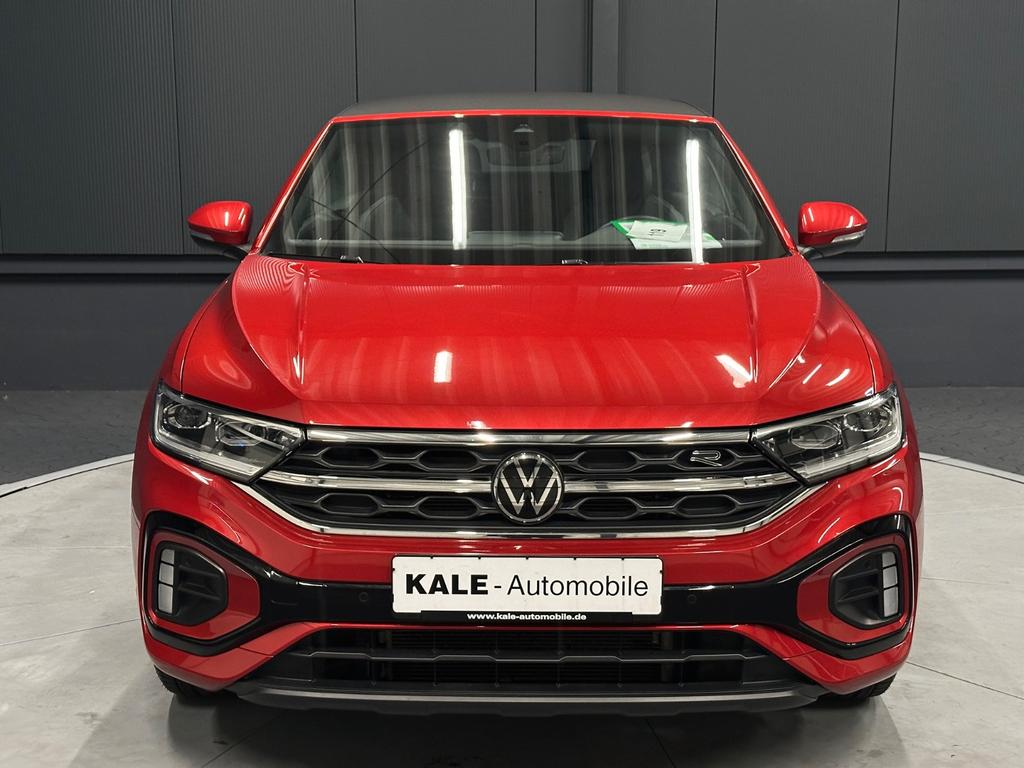 Volkswagen T-Roc 2022 г. Красный, пробег 15000 км