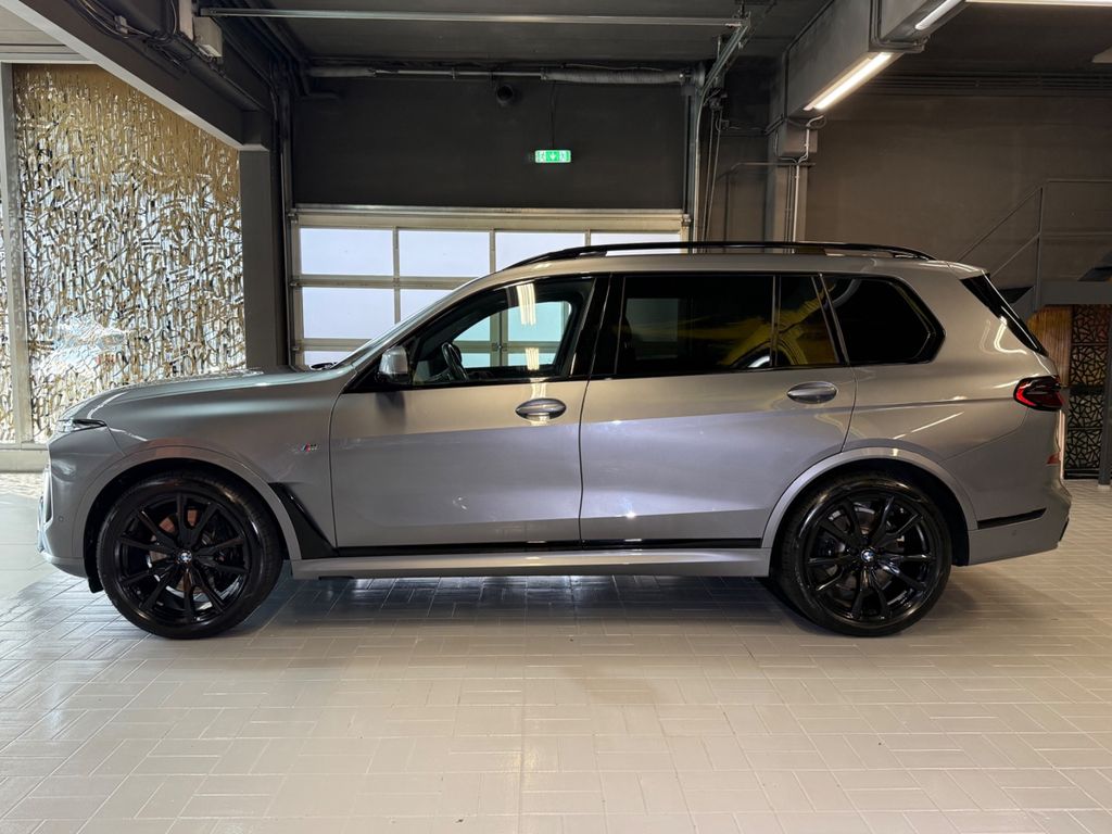 BMW X7 2024 г. Серый, пробег 43878 км