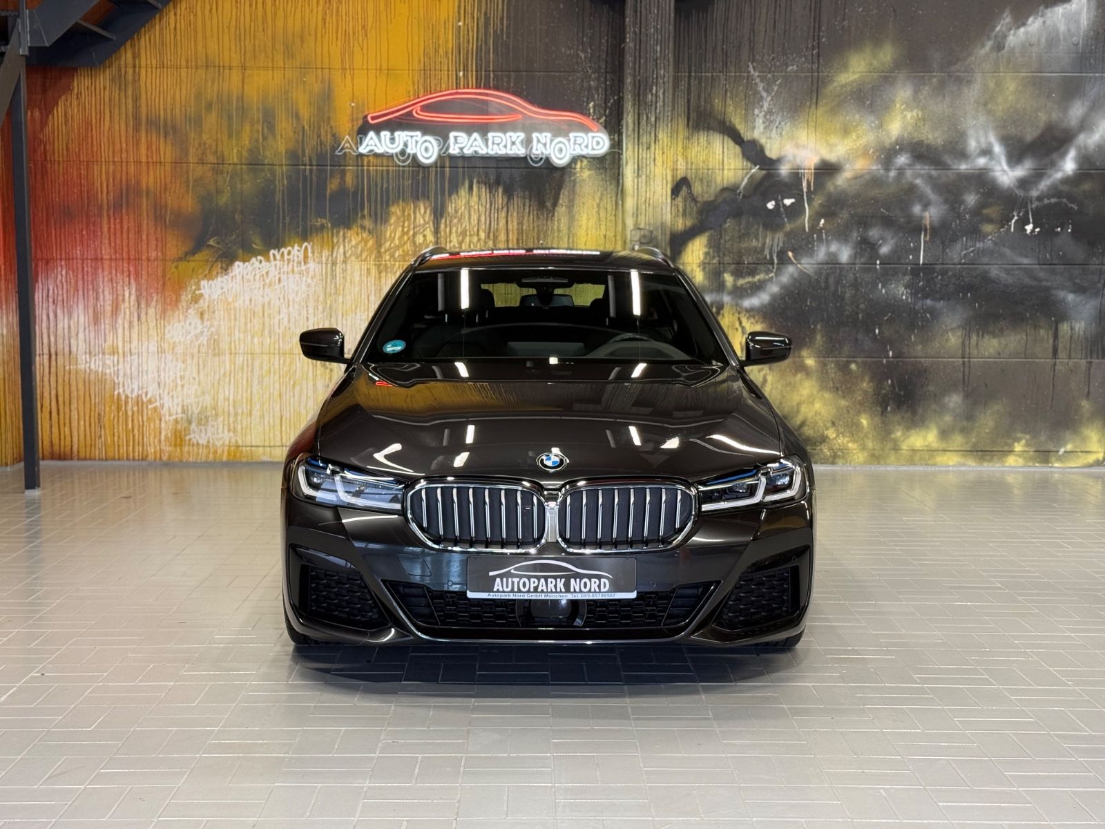 BMW 540 2024 г. Серый, пробег 20200 км