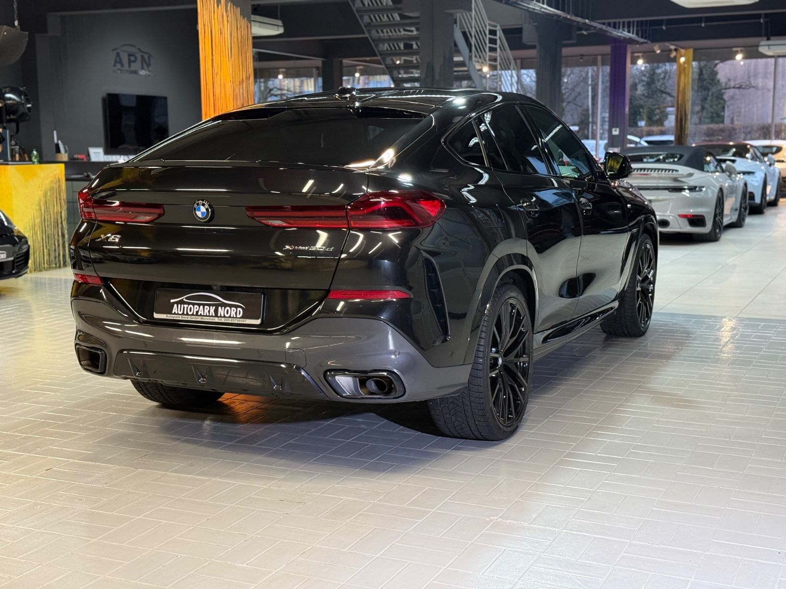 BMW X6 2024 г. Чёрный, пробег 42187 км