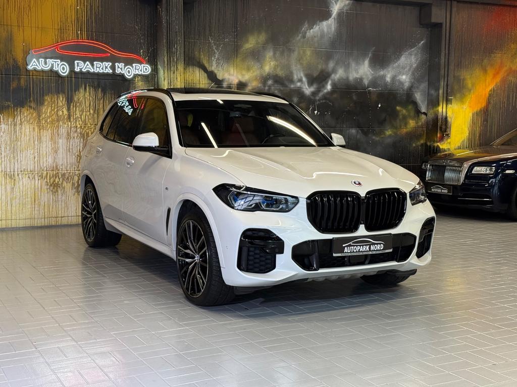BMW X5 2023 г. Белый, пробег 56440 км