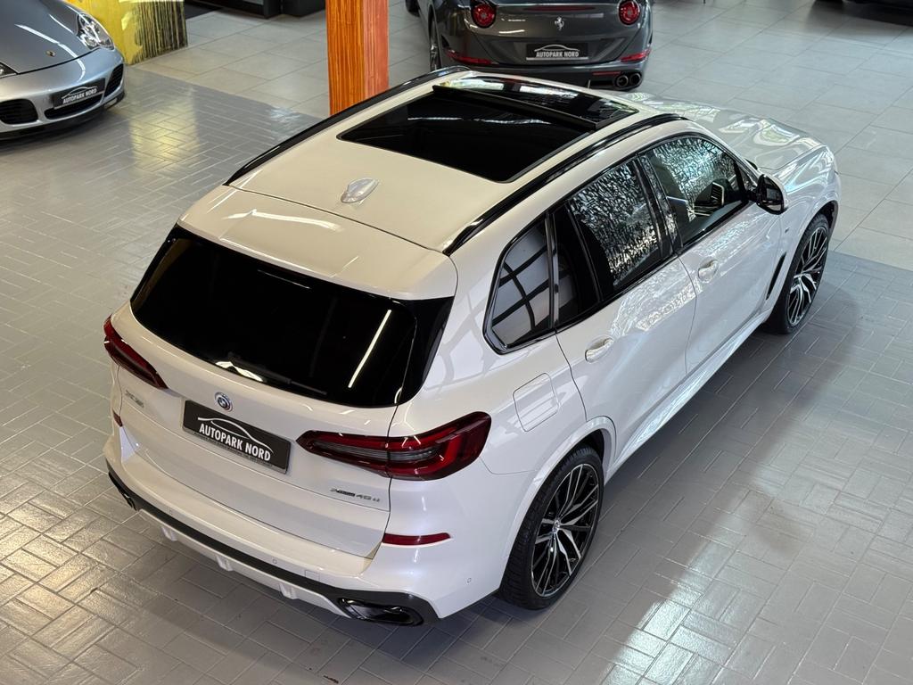 BMW X5 2023 г. Белый, пробег 56440 км
