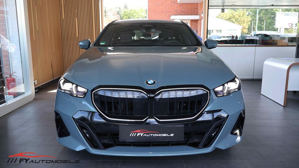 BMW 540 2024 г. Зелёный, пробег 52000 км