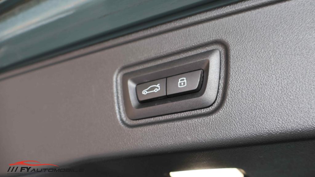 BMW 540 2024 г. Зелёный, пробег 52000 км