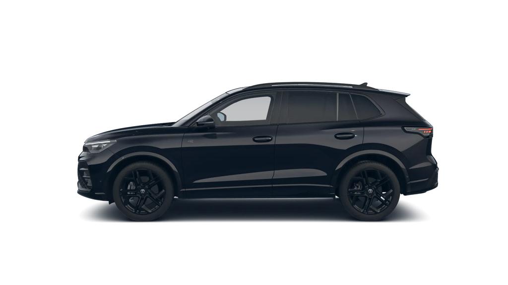 Volkswagen Tiguan 2026 г. Чёрный, пробег 9900 км