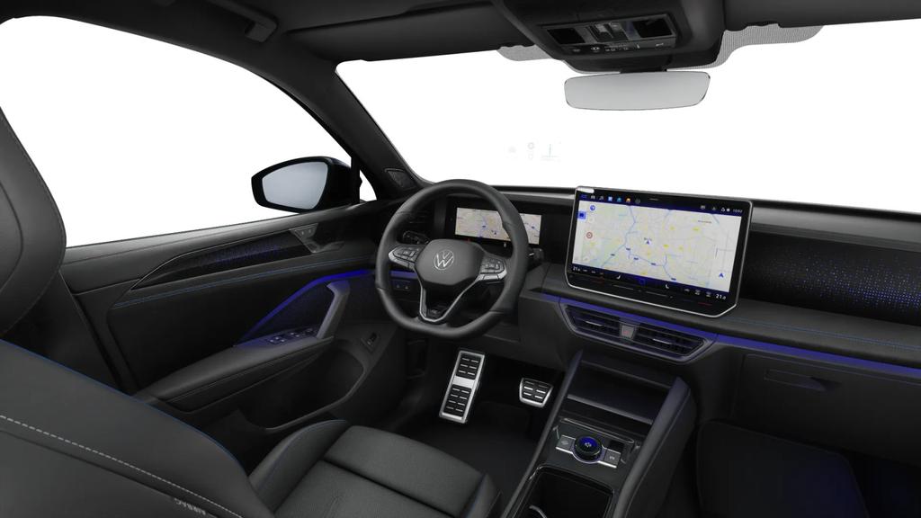 Volkswagen Tiguan 2026 г. Чёрный, пробег 9900 км