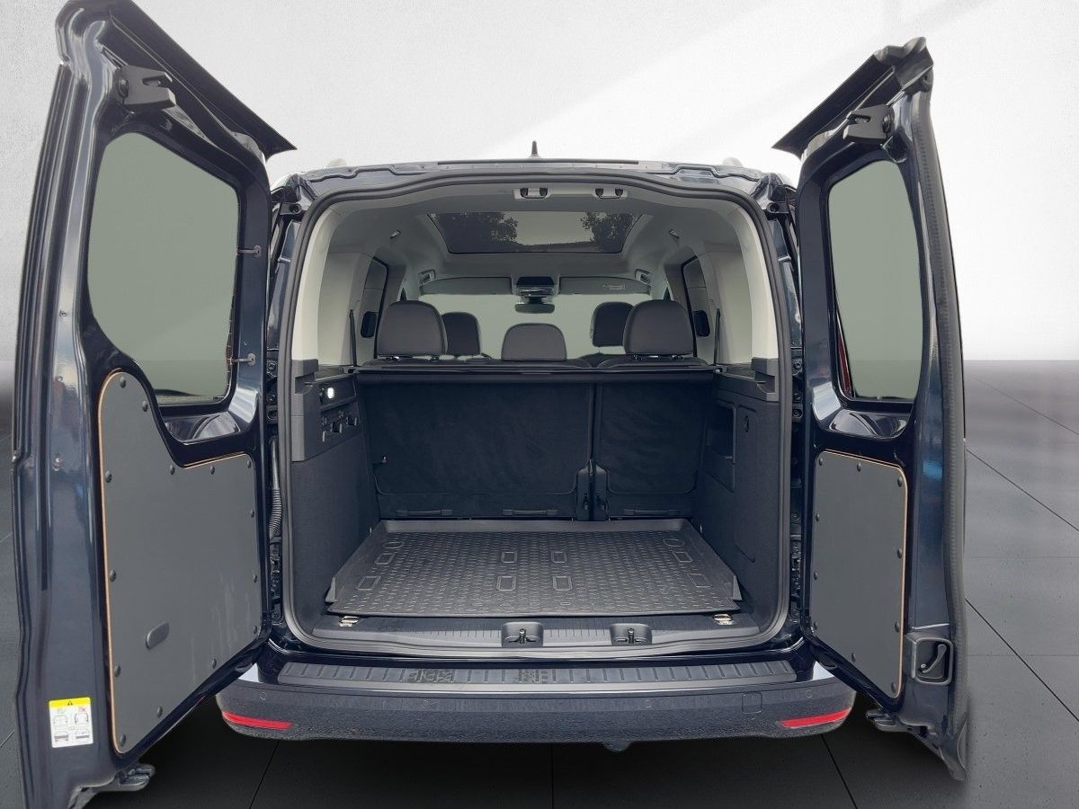 Volkswagen Caddy 2023 г. Синий, пробег 36855 км