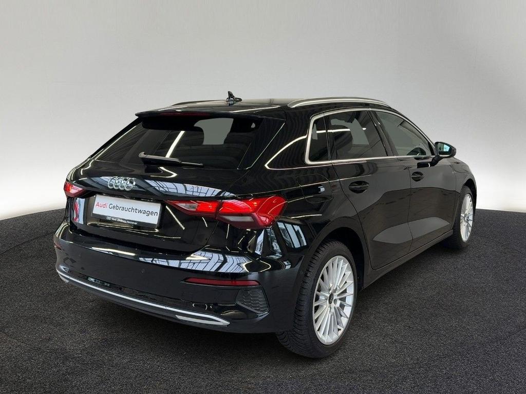 Audi A3 2023 г. Чёрный, пробег 38808 км