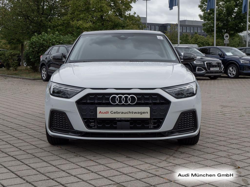 Audi A1 2023 г. Белый, пробег 23520 км