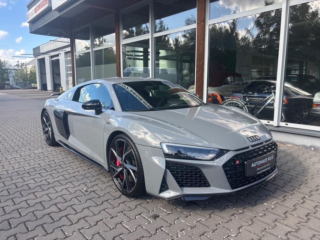 Audi R8 2022 г. Серый, пробег 38832 км