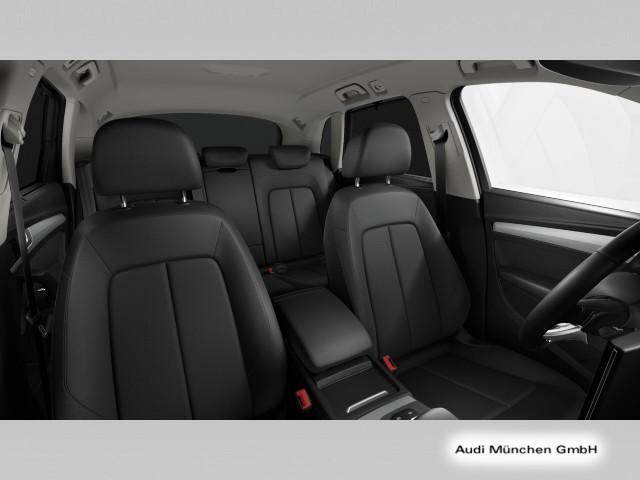 Audi Q5 2024 г. Серый, пробег 44075 км