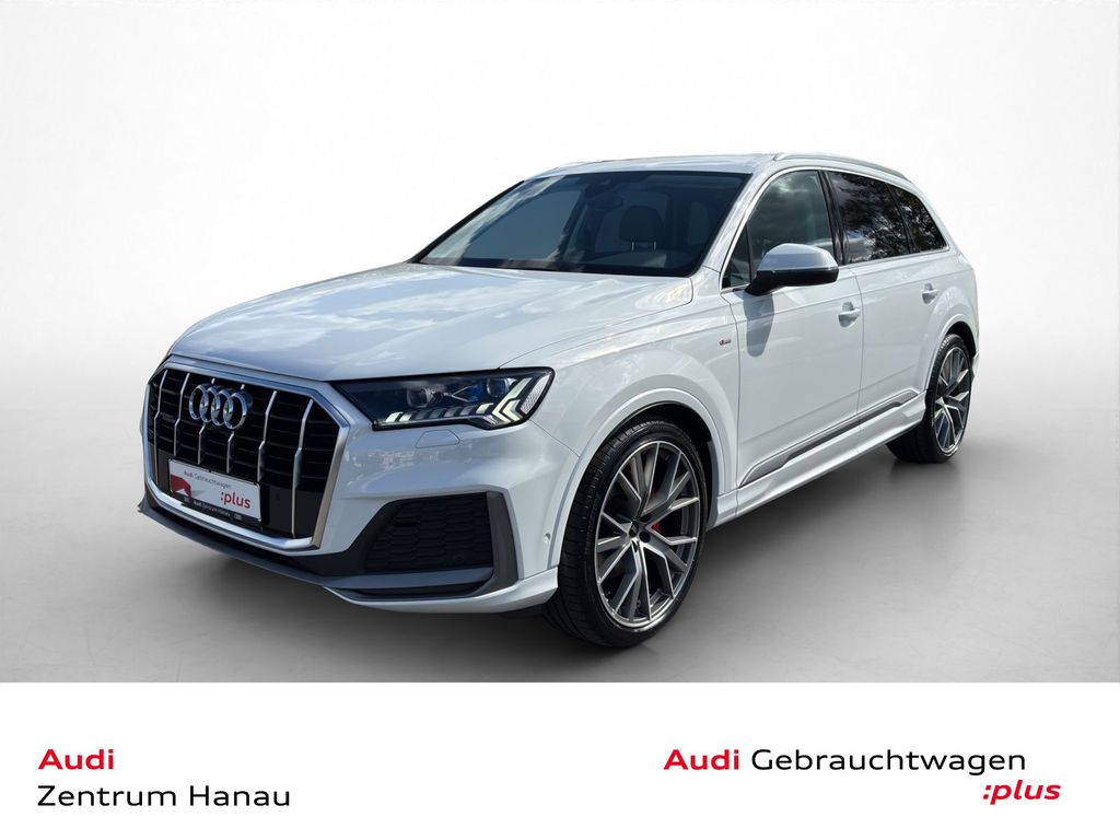 Audi Q7 2023 г. Белый, пробег 52350 км