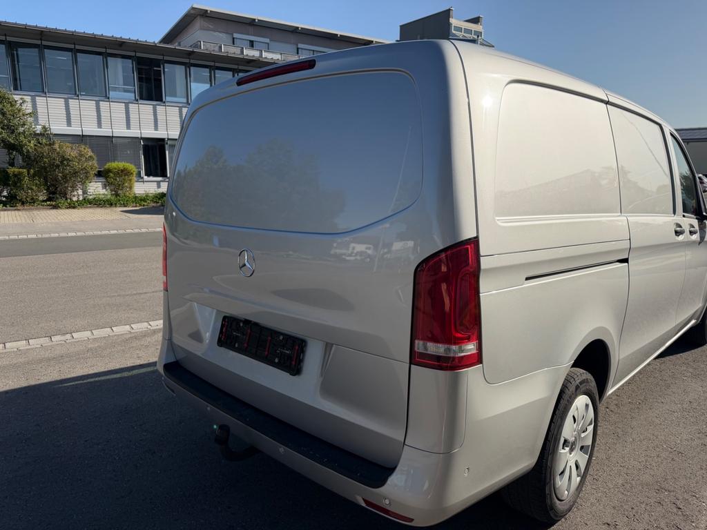 Mercedes-Benz Vito 2021 г. Серебристый, пробег 39365 км