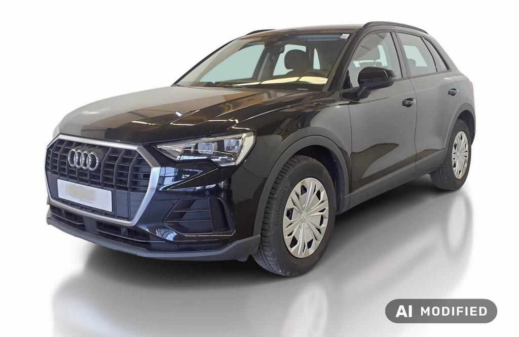 Audi Q3 2023 г. Чёрный, пробег 37700 км