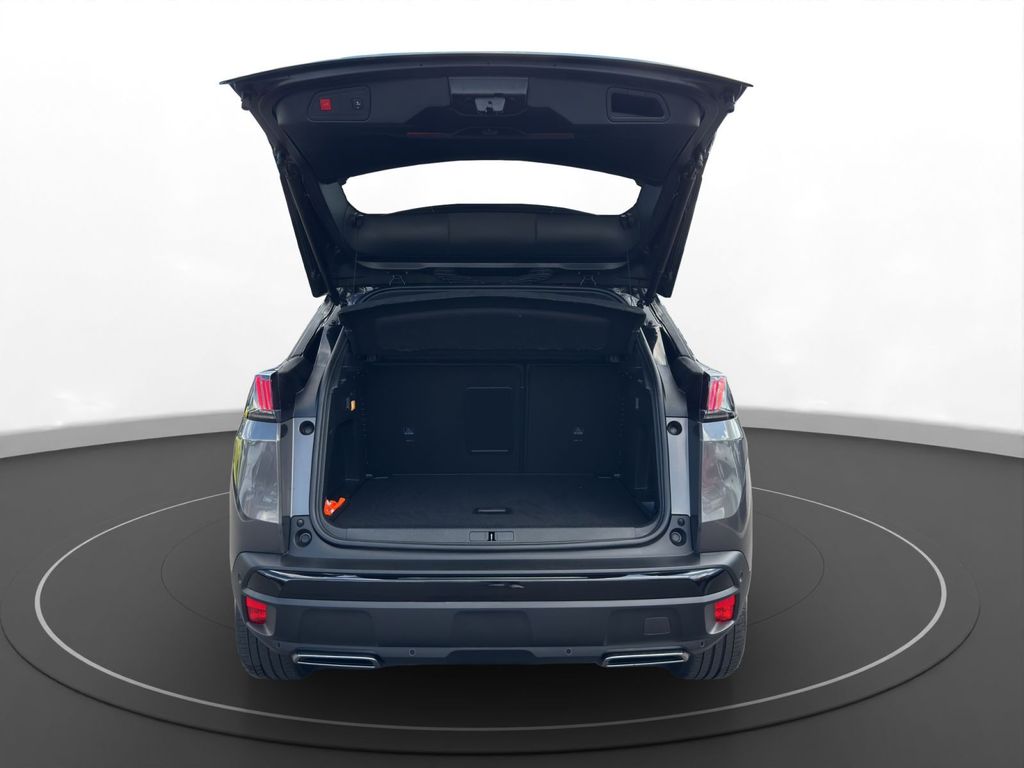 Peugeot 3008 2024 г. Серый, пробег 43300 км