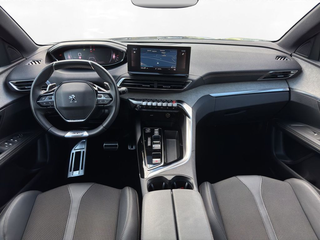 Peugeot 3008 2024 г. Серый, пробег 43300 км