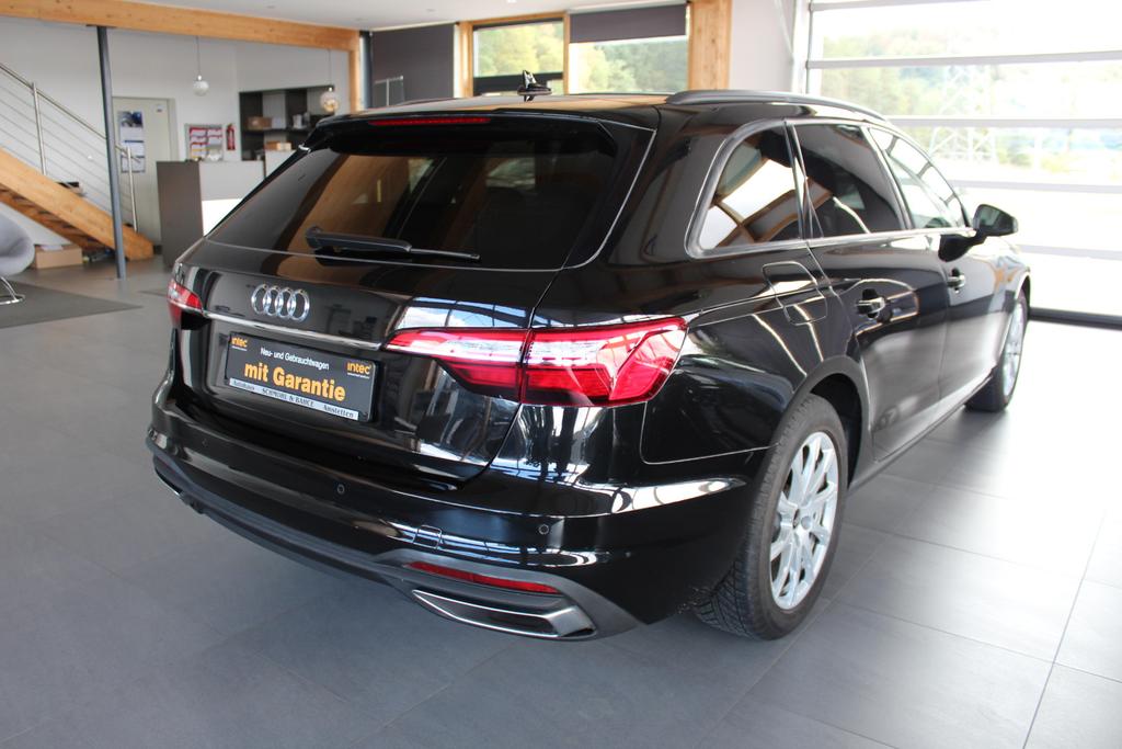 Audi A4 2022 г. Чёрный, пробег 47000 км