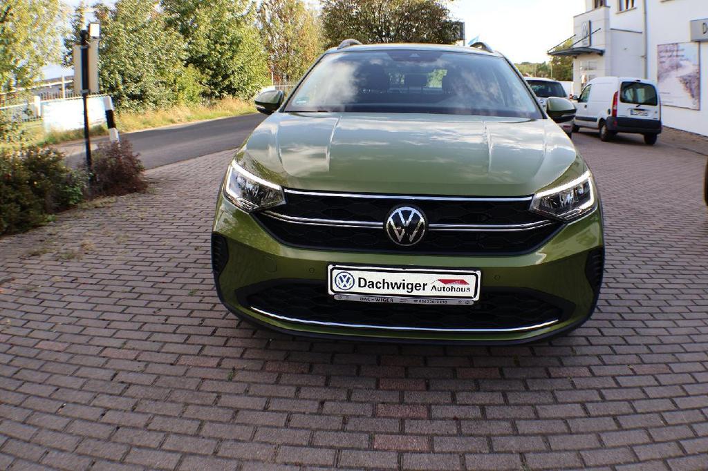Volkswagen Taigo 2022 г. Красный, пробег 50000 км