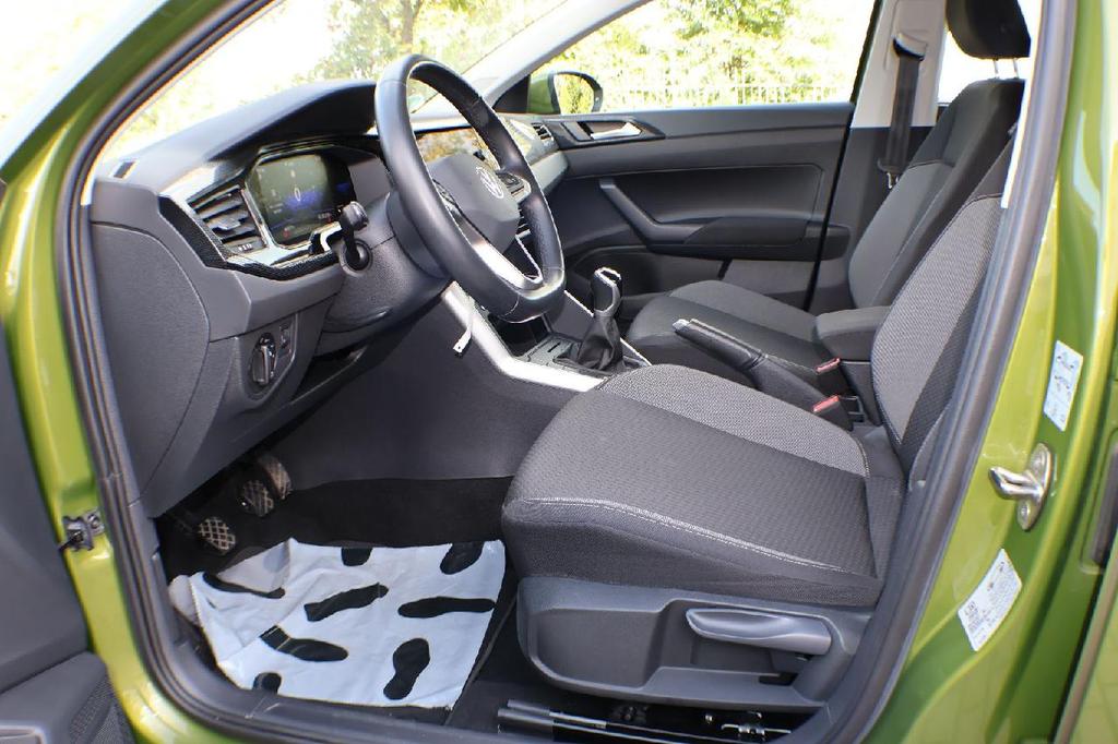 Volkswagen Taigo 2022 г. Красный, пробег 50000 км