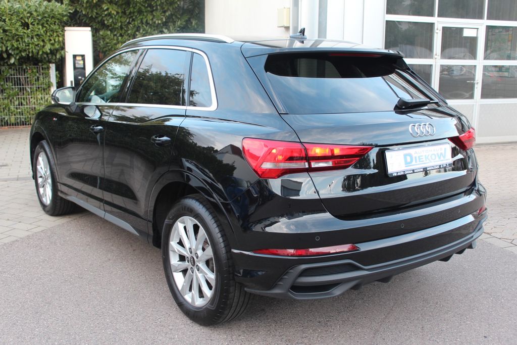 Audi Q3 2023 г. Чёрный, пробег 29950 км
