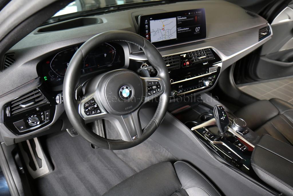 BMW 530 2022 г. Чёрный, пробег 46800 км