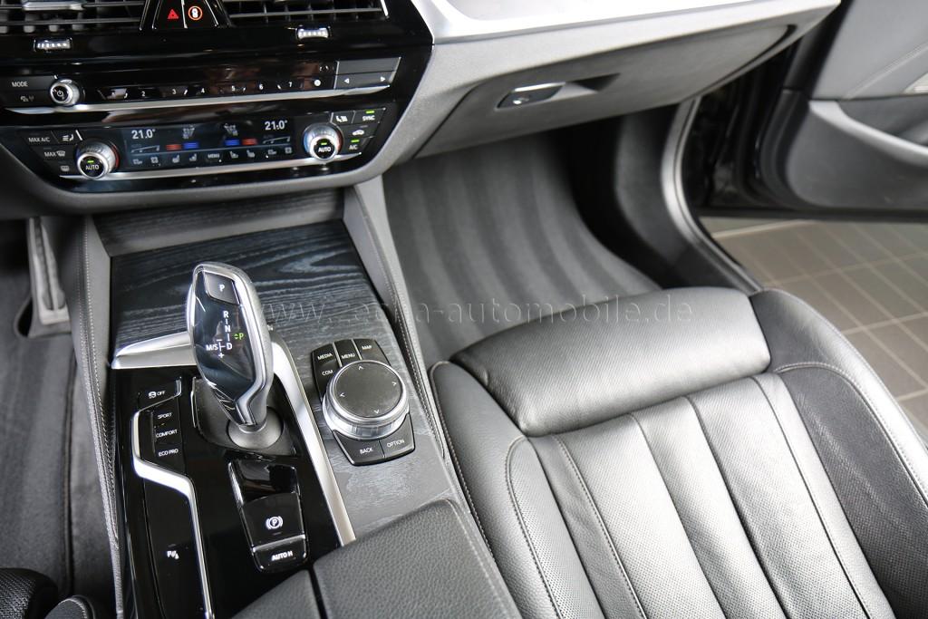 BMW 530 2022 г. Чёрный, пробег 46800 км