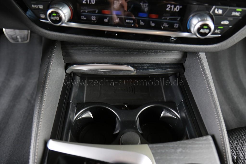 BMW 530 2022 г. Чёрный, пробег 46800 км