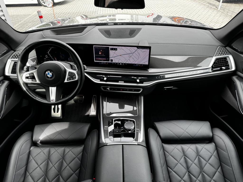BMW X5 2023 г. Чёрный, пробег 39998 км