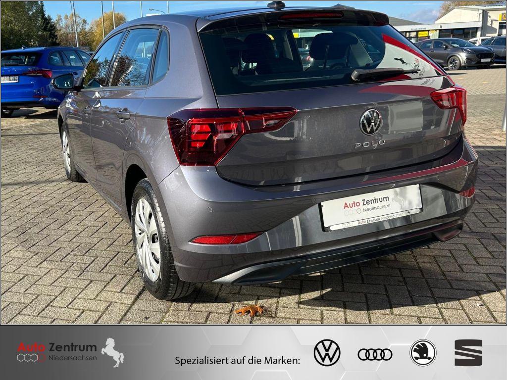 Volkswagen Polo 2023 г. Серый, пробег 42000 км
