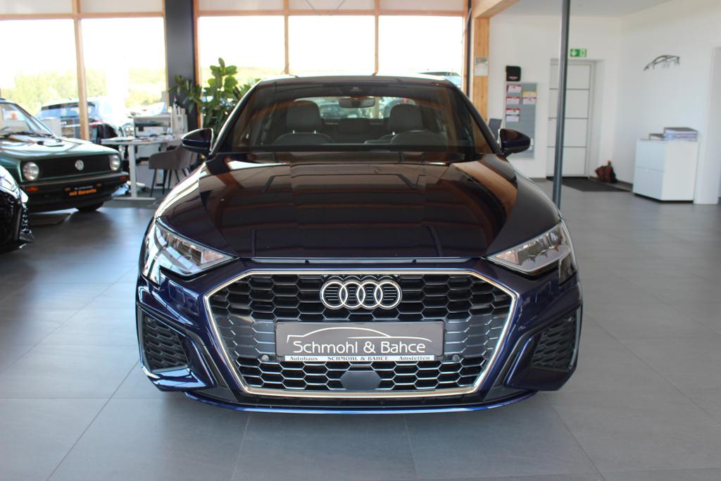 Audi A3 2022 г. Синий, пробег 58000 км
