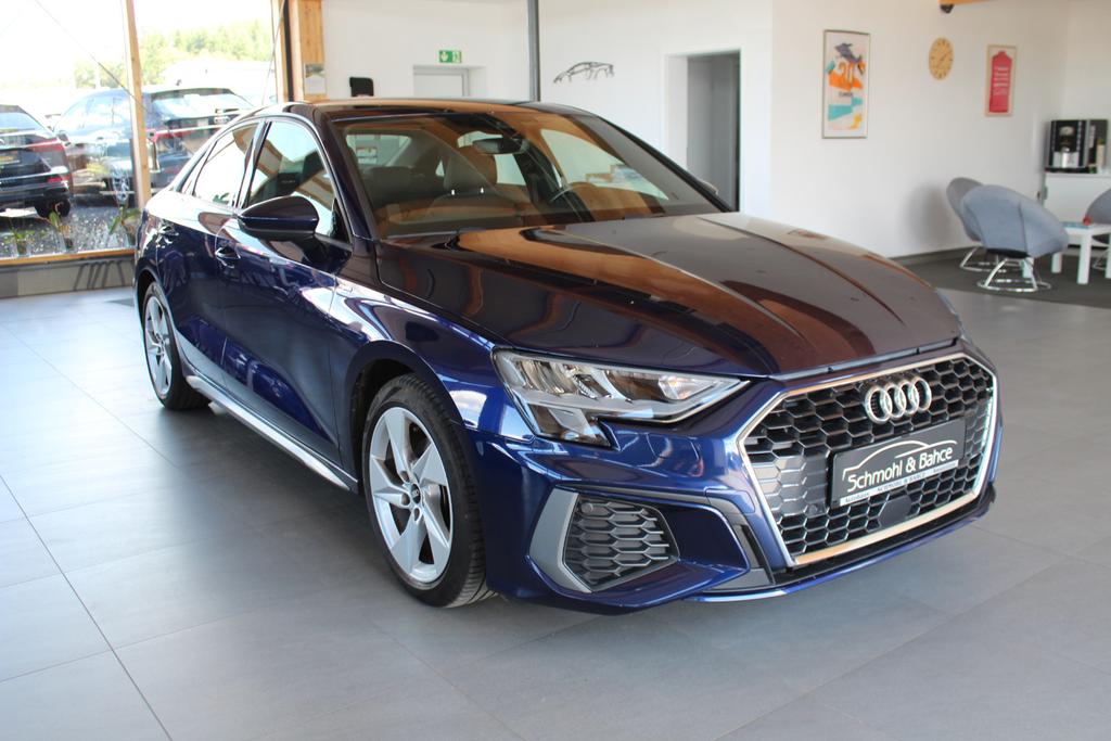 Audi A3 2022 г. Синий, пробег 58000 км