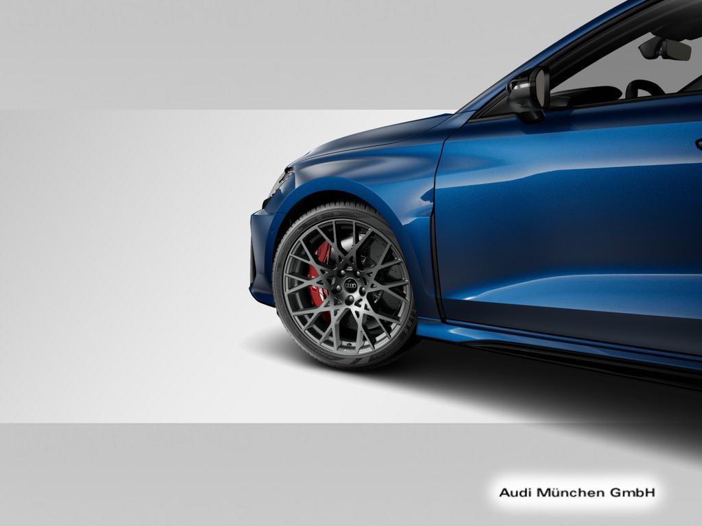 Audi RS3 2026 г. Синий, пробег 12344 км