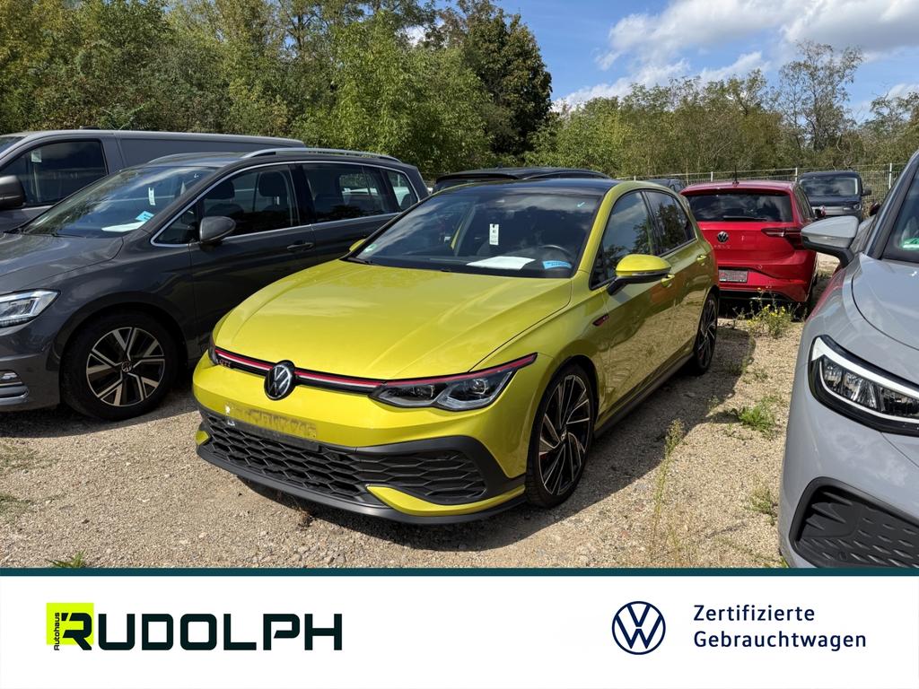 Volkswagen Golf 2022 г. Жёлтый, пробег 25200 км