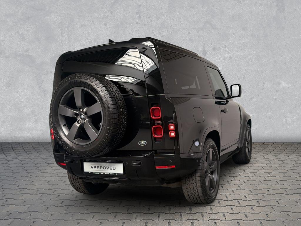Land Rover Defender 2023 г. Чёрный, пробег 52000 км