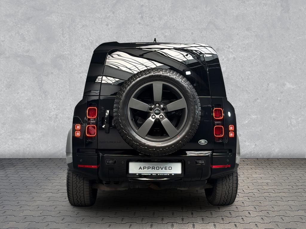 Land Rover Defender 2023 г. Чёрный, пробег 52000 км