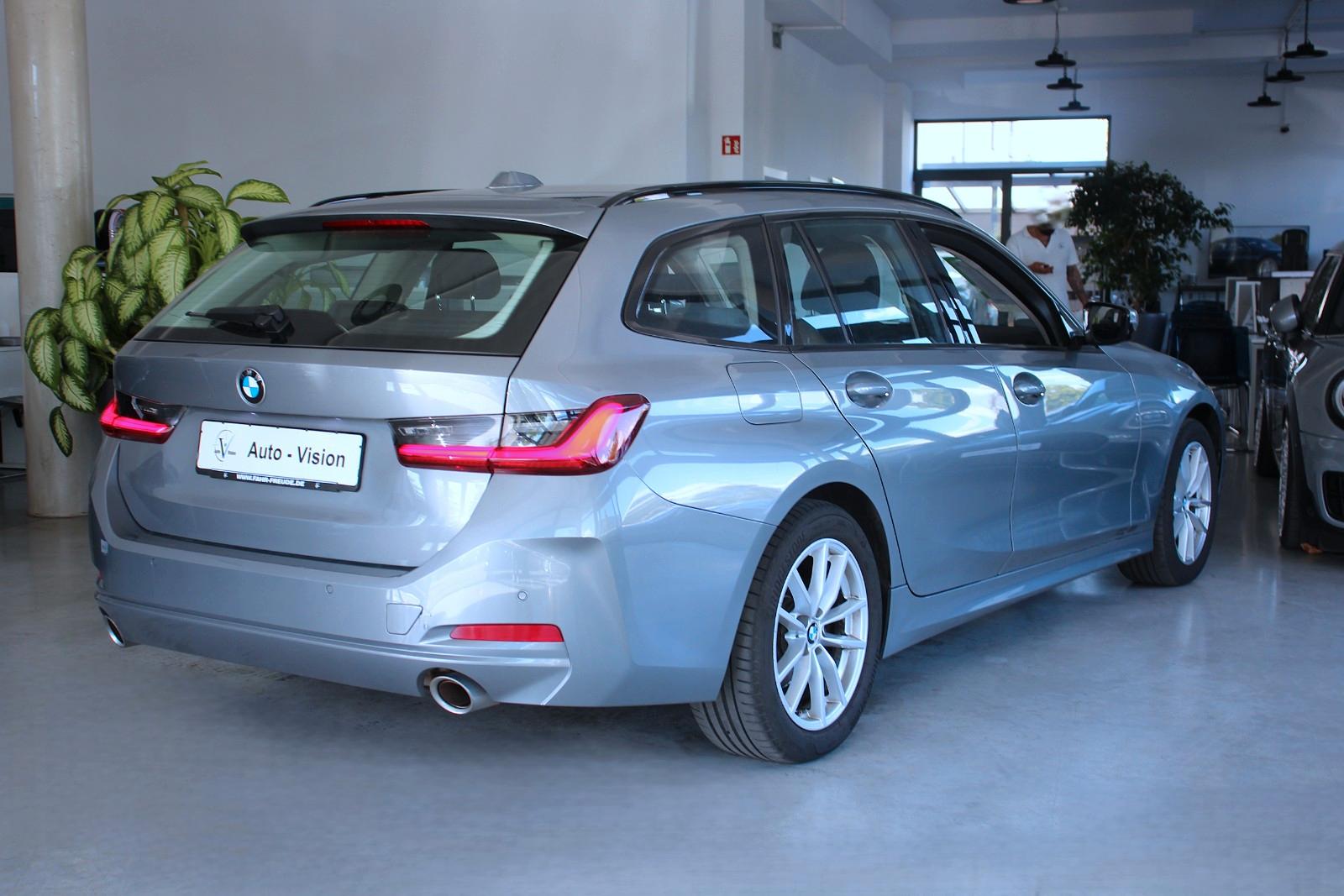 BMW 318 2023 г. Серый, пробег 40219 км